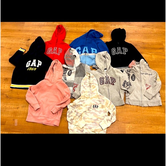 BUBDLE OF 10 GAP HOODIES (size Small) - Picture 1 of 5